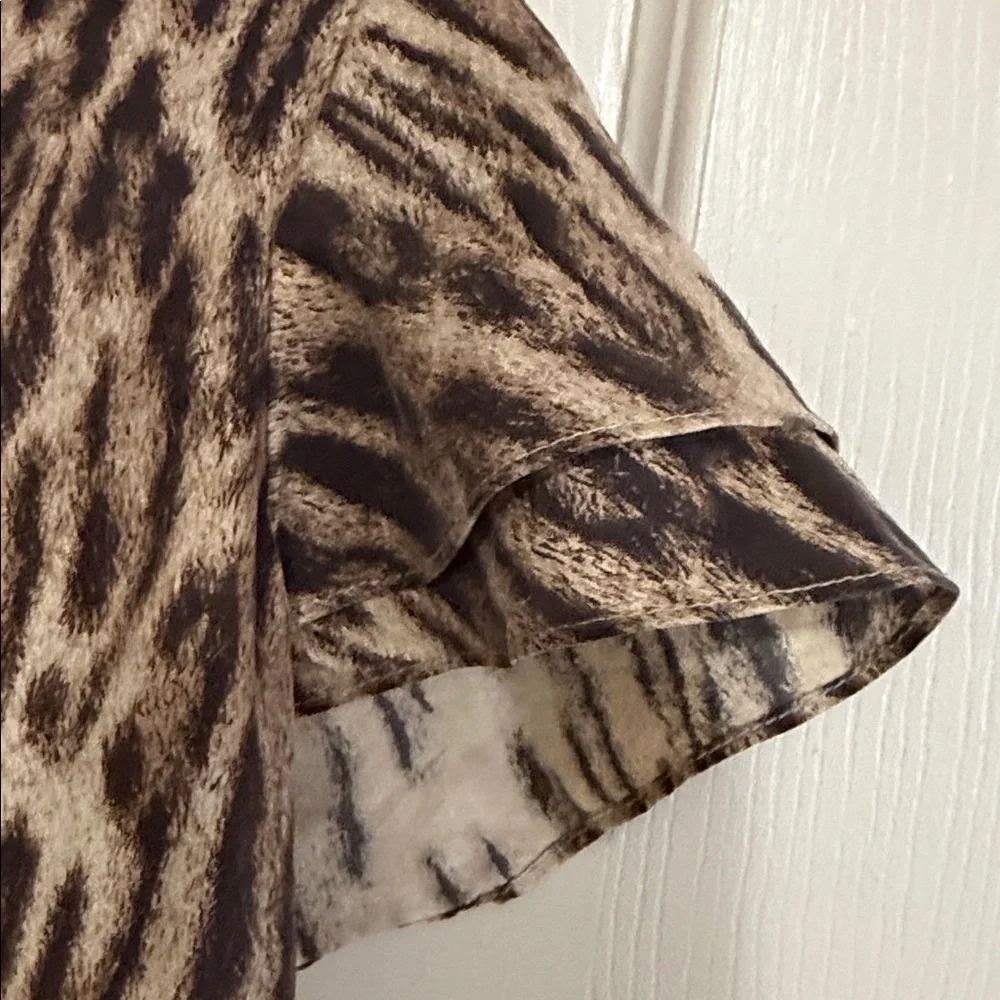 Michael Kors Leopard Print silk Blouse